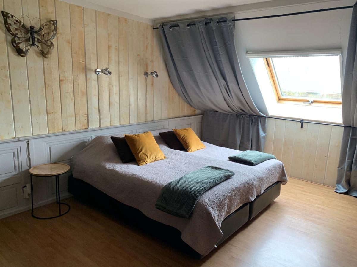 Bed And Breakfast De Salix Hitzum Bagian luar foto