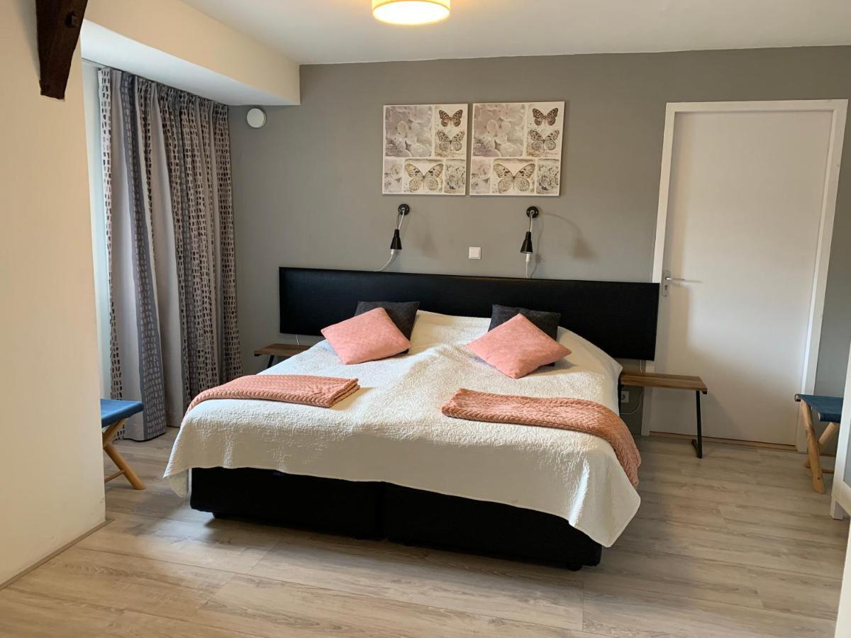 Bed And Breakfast De Salix Hitzum Bagian luar foto